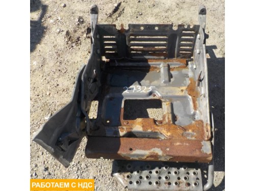 Крепление АКБ