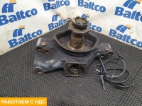 Кулак поворотный правый